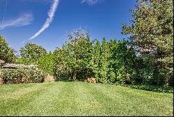 Four Bedrooms, Pool, Cabana, in the Lanes of Amagansett!