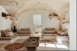 Menorca: An Estate of Elegance