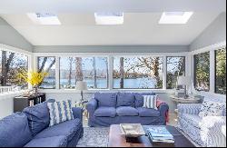 Glorious Waterfront Rental With Dock - Southampton