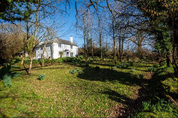 A beautiful 18th century cottage in a blissfully peaceful lakeside setting, offering wonde