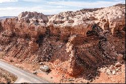 Rare Commercial Canyon and Cave Opportunity in Southeastern Utah