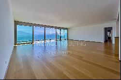 For sale in Vernate prestigious apartment with spectacular views of Lake Lugano