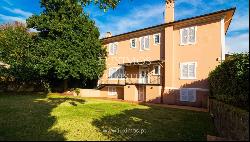 Detached villa with gardens, for sale, in Foco, Porto, Portugal