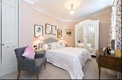 Priory Mansions, 90 Drayton Gardens, Chelsea, London, SW10 9RG