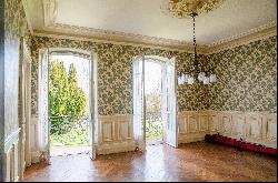 For sale majestic 19th century manor and its park overlooking the river