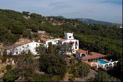 Fabulous finca with sea views near Llavaneres