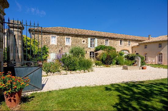 RENOVATED FORMER WINE ESTATE IN THE HEART OF THE MINERVOIS REGION