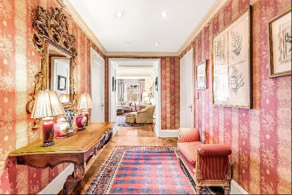 Elegant 2 Bed 2 Bath at the Carlyle