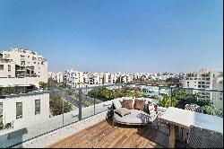 Gorgeous Penthouse in Ramat Aviv Hahadasha in Tel Aviv