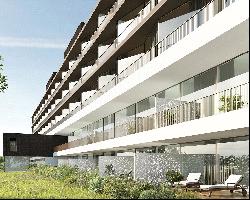 3 Bedroom Apartment, Upon Bay Mundet, Seixal, Setúbal