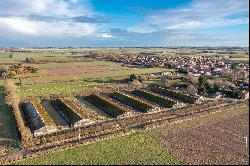 Foston Lane Poultry Farm, North Frodingham, Driffield, East Yorkshire, YO25 8JZ