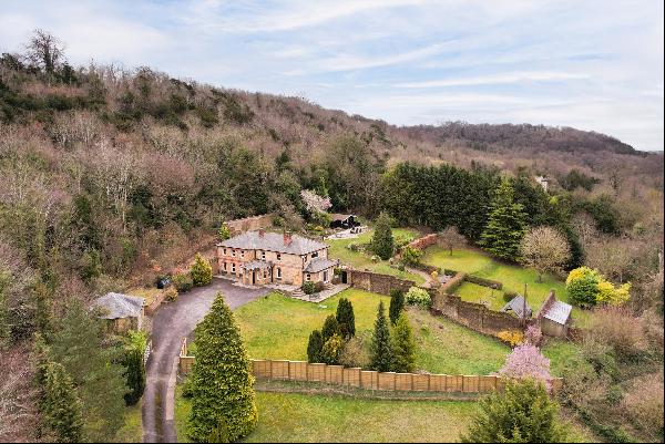 This elegant late Victorian property enjoys a commanding position over the Darenth Valley 