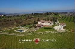 Chianti - AGRITURISMO WITH SPA, ORGANIC VINEYARDS AND WINE CELLAR FOR SALE IN TUSCANY