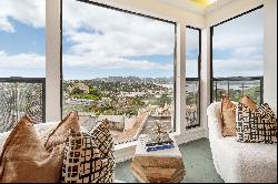 Remodeled Tiburon Townhome with Breathtaking Bay Views!