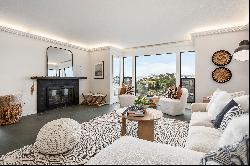 Remodeled Tiburon Townhome with Breathtaking Bay Views!