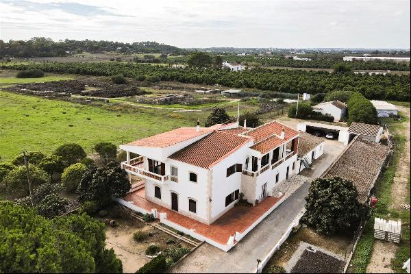 Country Estate, 12 bedrooms, for Sale