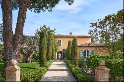 Exclusive property for sale within Les Parcs de Saint Tropez.