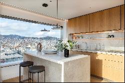 Three-bedroom apartment in the exclusive building of Mandarin Oriental Residence