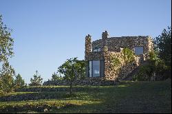 A unique farm on the Sierra de la Ballena.