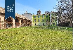 Villa of great of historical prestige and a 2.5-hectare park near Voghera 