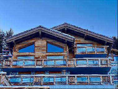 Magnificent 4-bedroom ski-in, ski-out chalet with breathtaking mountain views in Hérémence