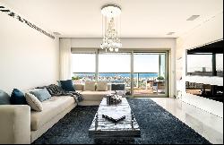 Refined Modern Apartment in Savyonei Ramat Aviv