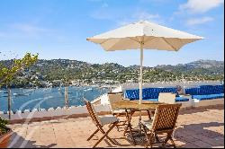 Completely renovated apartment with beautiful sea and harbor view