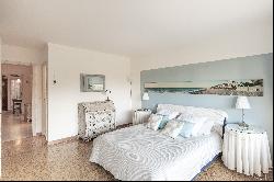 2-bed apartment close to the beaches