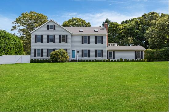 Newly Renovated Southampton Home With Pool