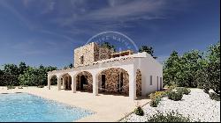 Rustic 3-Bedroom Villa with Mediterranean Style on a 10,000 sq m, Benissa 03720