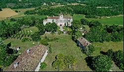 15th century castle classified MH, Renaissance jewel in Quercy