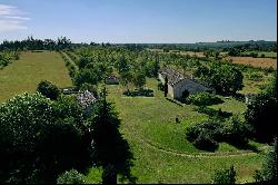 15th century castle classified MH, Renaissance jewel in Quercy