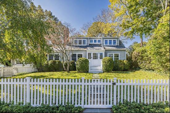 Suffolk Street Best Sag Harbor Village Location