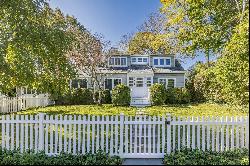 Suffolk Street Best Sag Harbor Village Location