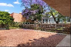 Casa De la Jacaranda, Coyoacan