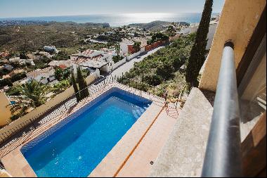Villa in Cumbre del Sol with sea views