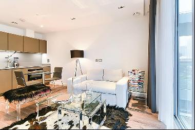Studio apartment to rent in Goodman's Fields, Aldgate E1