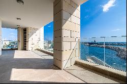 Luxury Apartment in a Luxury Location - Limassol Marina Gem