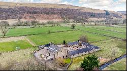 Stonelands Farmyard Cottages, and Dubb Croft Barn BD23