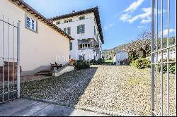 Beautifully renovated villa close to Florence