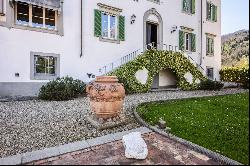 Beautifully renovated villa close to Florence