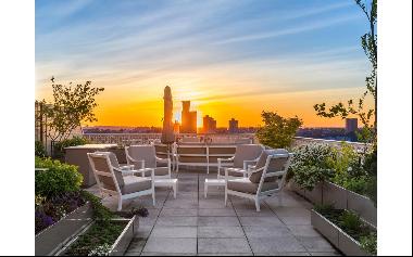 Elegance-Luxury-Grandeur, this well-appointed and sophisticated Penthouse offers five bedr