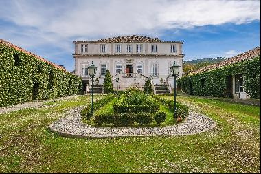 Country Estate, 15 bedrooms, for Sale