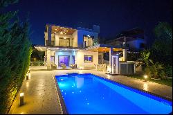 Private Four Bedroom Villa in Limassol