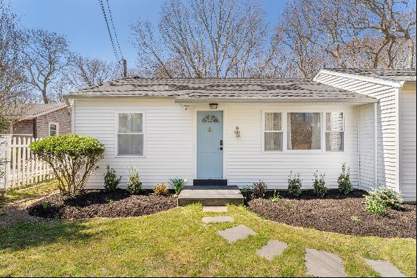 Enjoy easy summer living in the heart of the Hamptons.  This newly styled 3 bedroom one ba