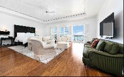 Stunning Penthouse in the Ocean Club Residences and Marina