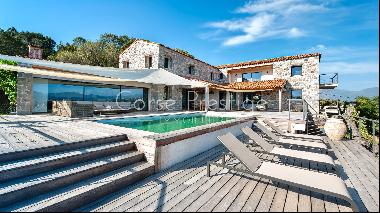 PRESTIGIOUS RENTAL BY THE SEA IN SOUTH CORSICA - PROPRIANO