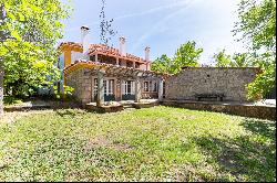 House, 6 bedrooms, for Sale