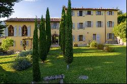 Private Villa for sale in Capannori (Italy)