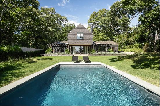 Scandinavian Boathouse Style Meets Long Island Barn In Springs